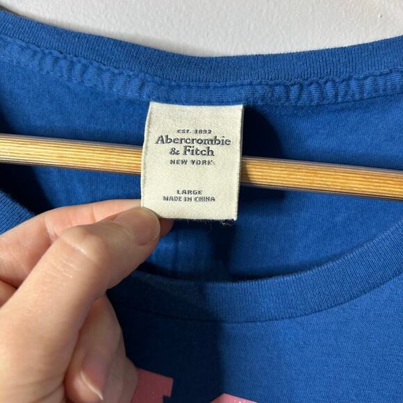 Abercrombie & Fitch Class Flirt Graphic Tee Shirt - Picture 4 of 7